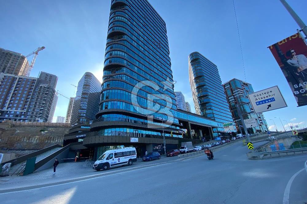 KADIKÖY NUHOĞLU YENİTEPE'DE B BLOK CADDE ÜZERİ 200 M2 DÜKKAN !