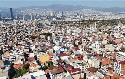 İZMİR KONAK ULUBATLI MAH. GAZİPAŞA CADDESİNDE SATILIK BİNA