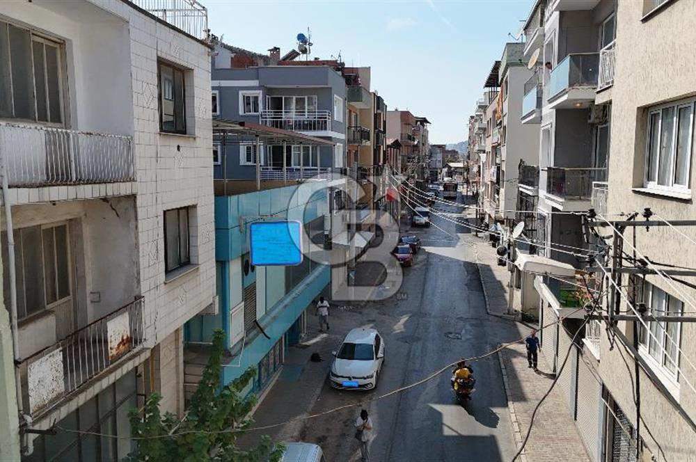 İZMİR KONAK ULUBATLI MAH. GAZİPAŞA CADDESİNDE SATILIK BİNA