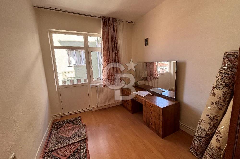 MAHMUT ESAT BOZKURT CADDESİ ÜZERİNDE 3+1 SATILIK DAİRE