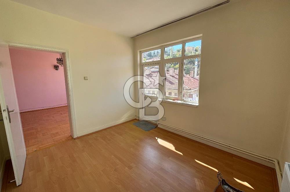 MAHMUT ESAT BOZKURT CADDESİ ÜZERİNDE 3+1 SATILIK DAİRE