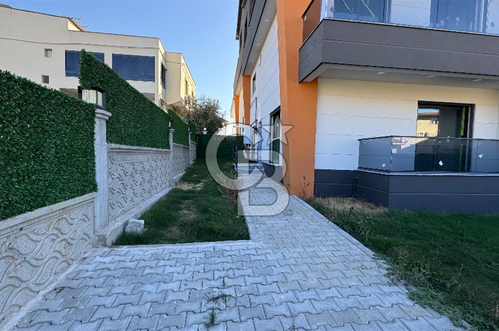 GAZİEMİR SARNIÇ MERKEZDE KİRALIK 4+1 143 M2 SIFIR LÜKS VİLLA