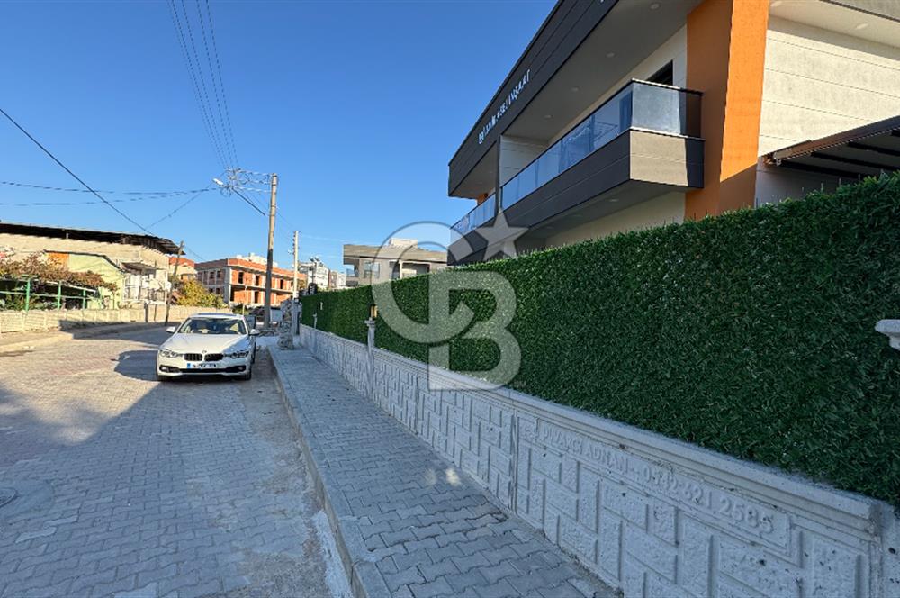 GAZİEMİR SARNIÇ MERKEZDE KİRALIK 4+1 143 M2 SIFIR LÜKS VİLLA