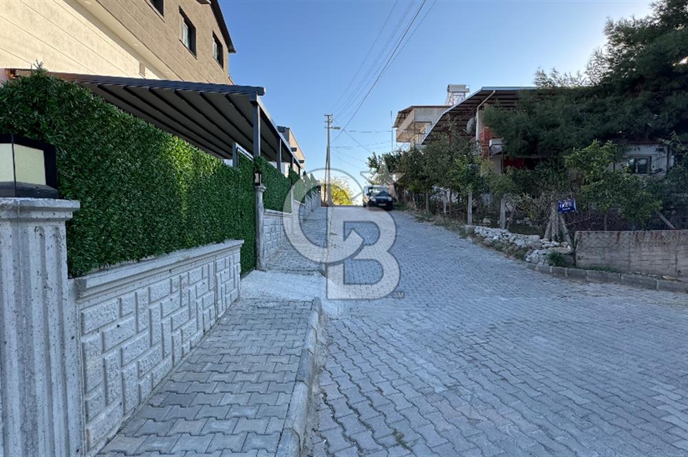 GAZİEMİR SARNIÇ MERKEZDE KİRALIK 4+1 143 M2 SIFIR LÜKS VİLLA