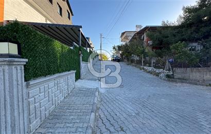 GAZİEMİR SARNIÇ MERKEZDE KİRALIK 4+1 143 M2 SIFIR LÜKS VİLLA