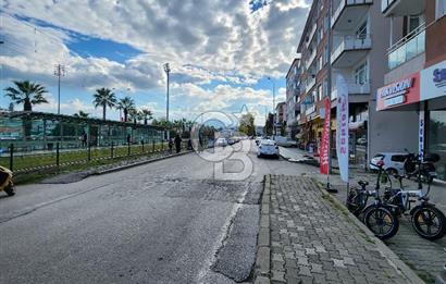 CB/PARK FENER TRAMVAY DURAĞINA CEPHE DEVREN SATILIK DÜKKAN