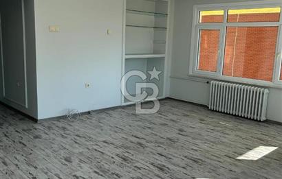 Beşiktaş Levazım Sitesi 2+1 Tüm Cepheleri Açık Ferah Daire