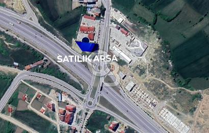 SAMSUN'UN KAVAK İLÇESİNDE SATILIK TİCARİ KONUT İMARLI ARSA 