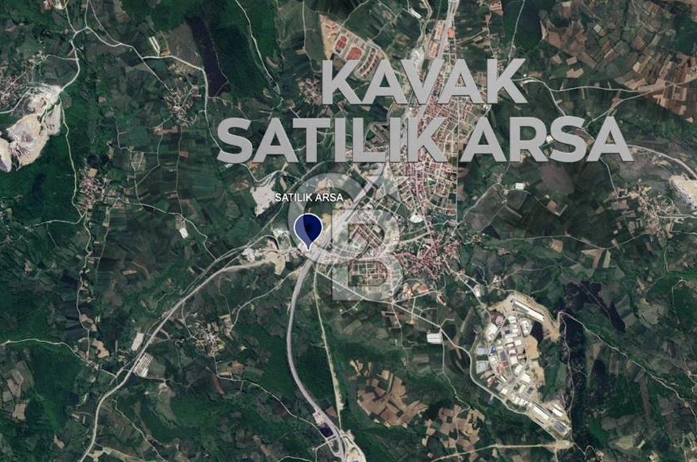 SAMSUN'UN KAVAK İLÇESİNDE SATILIK TİCARİ KONUT İMARLI ARSA 