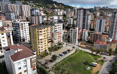 Hürriyet Mahallesinde Site İçerisinde Deniz Manzaralı 3+1