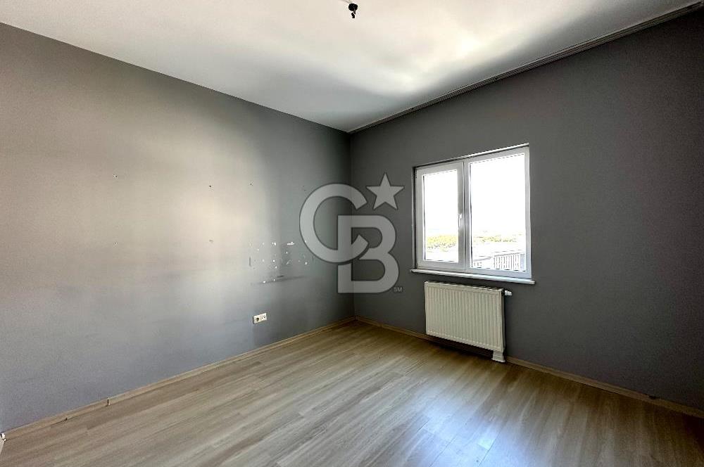 VADİTEPE 4. BÖLGE B KAPISI SATILIK BOŞ DAİRE