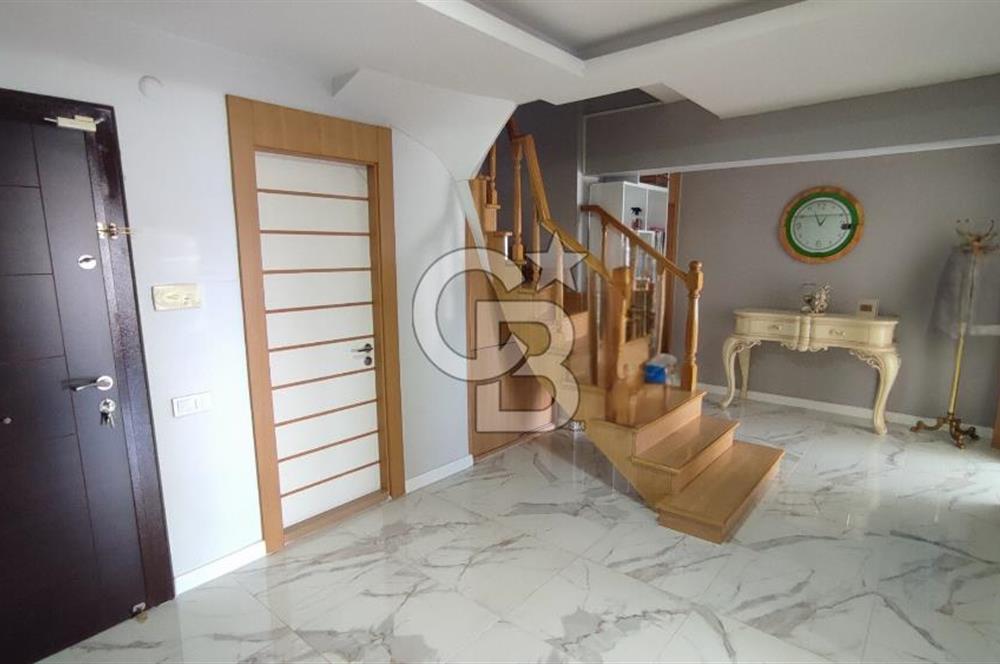 FSM BULVARINA CEPHE EMSALSİZ 250 m2 4+1 SATILIK DUBLEKS DAİRE