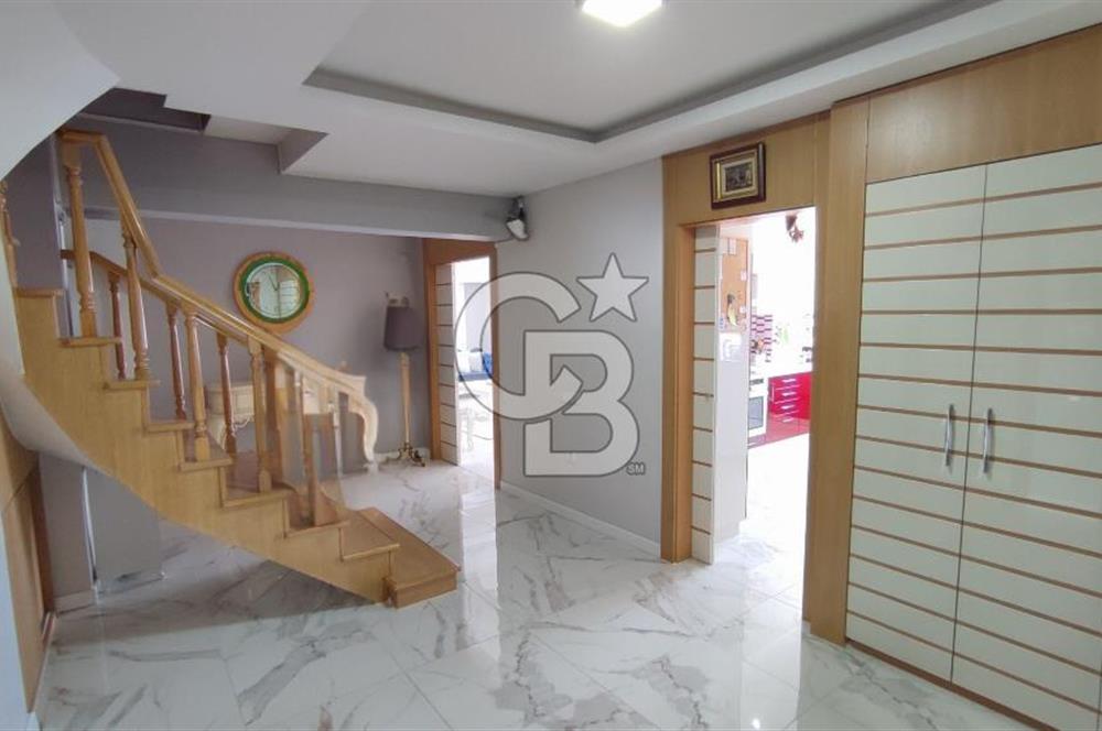 FSM BULVARINA CEPHE EMSALSİZ 250 m2 4+1 SATILIK DUBLEKS DAİRE