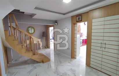 FSM BULVARINA CEPHE EMSALSİZ 250 m2 4+1 SATILIK DUBLEKS DAİRE