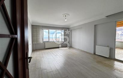 Ataşehir Sitesinde Geniş Teraslı Daire