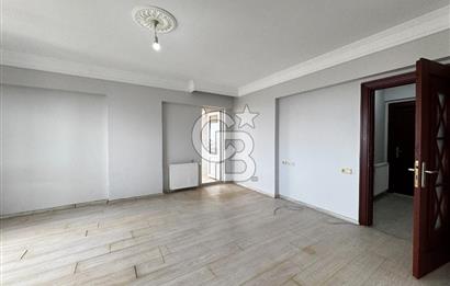 Ataşehir Sitesinde Geniş Teraslı Daire