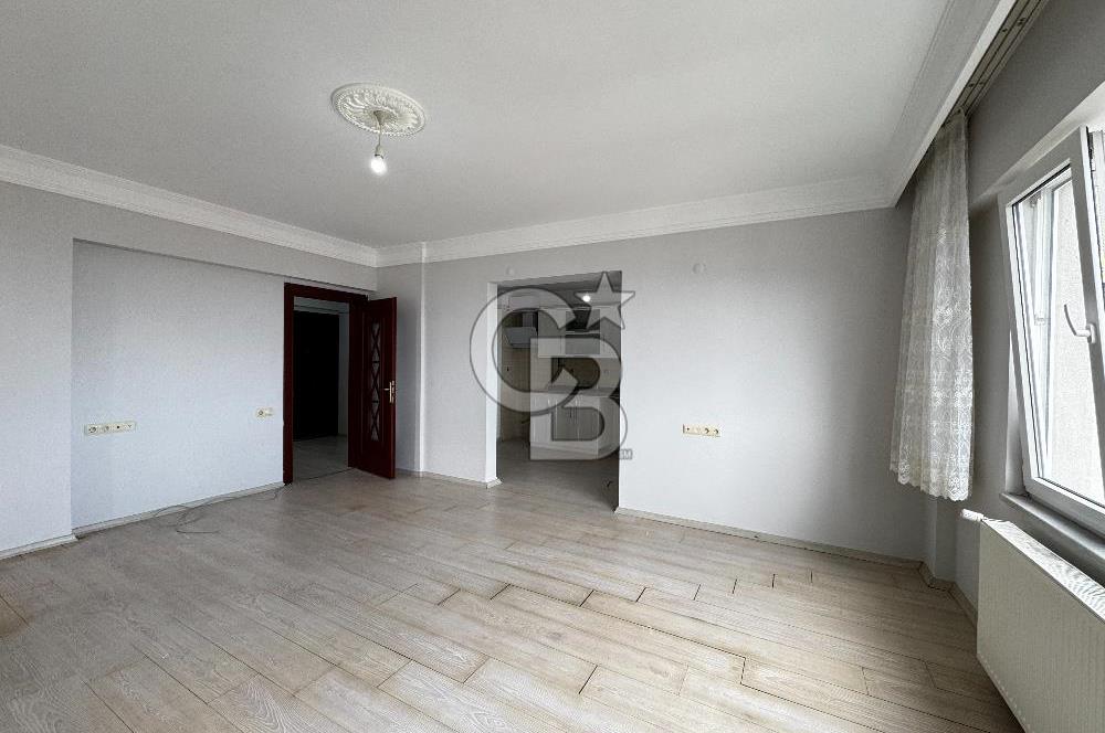 Ataşehir Sitesinde Geniş Teraslı Daire