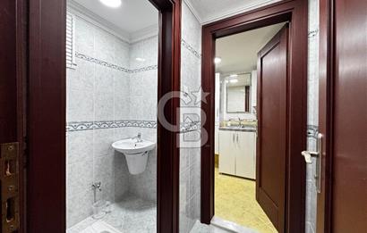 Ataşehir Sitesinde Geniş Teraslı Daire