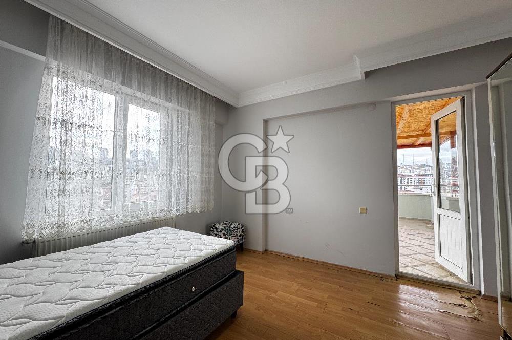 Ataşehir Sitesinde Geniş Teraslı Daire