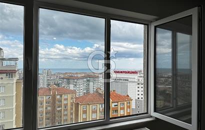 Ataşehir Sitesinde Geniş Teraslı Daire