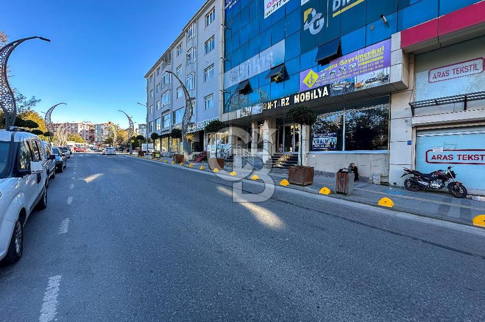 KAPAKLI BELEDİYESİNE YAKIN 305 M² KİRALIK DEPOLU DÜKKAN