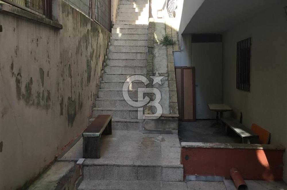 Yeditepe üniversitesi yanında 2+1 kiralık daire 