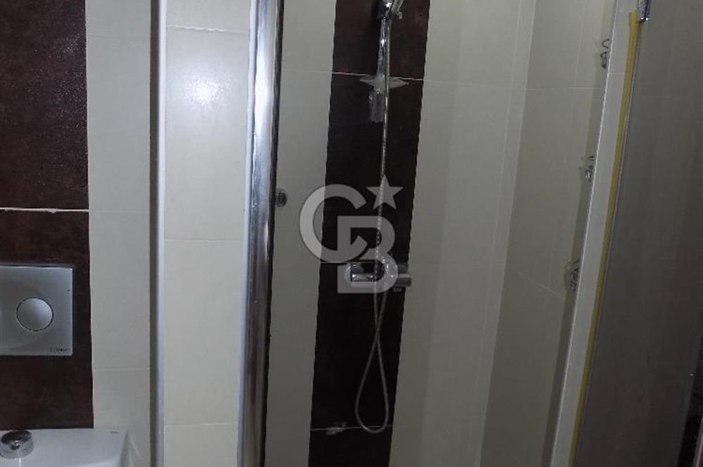 Körfez Mahallesinde Deniz ve Havuz Manzaralı 3+1 Kiralık Daire