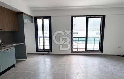 Kıbrıs Girne Alsancak ta Havuzlu Sitede Satılık 1+1 Bahçe Katı Daire