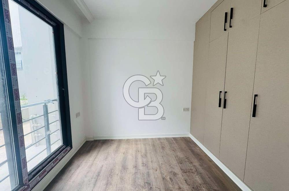 Kıbrıs Girne Alsancak ta Havuzlu Sitede Satılık 1+1 Bahçe Katı Daire