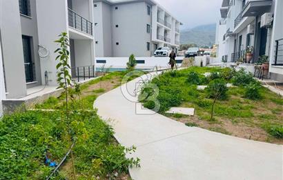 Kıbrıs Girne Alsancak ta Havuzlu Sitede Satılık 1+1 Bahçe Katı Daire