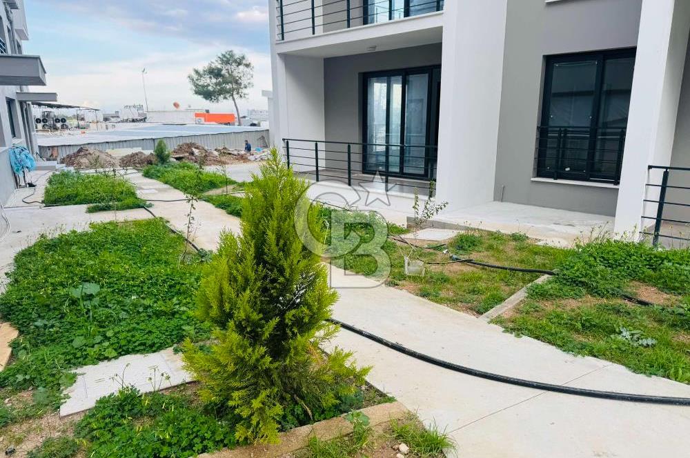 Kıbrıs Girne Alsancak ta Havuzlu Sitede Satılık 1+1 Bahçe Katı Daire