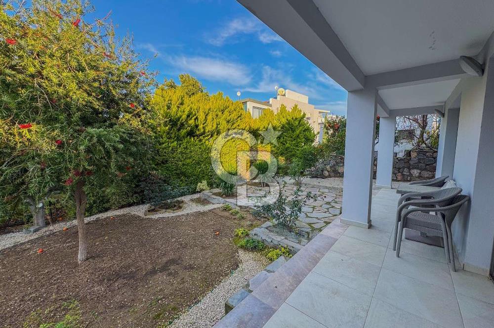 Fiyat Düştü Kıbrıs Girne Alsancak ın Ödüllü Sitesi Milos Park da Tam Müstakil Satılık 3+1 Çok Özel Villa