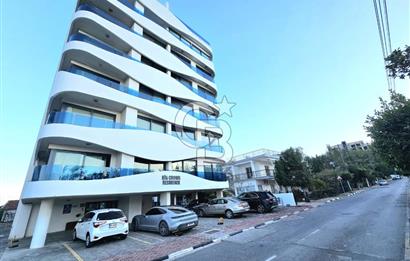 KKTC Girne Merkezde Çarşının İçinde Deniz Manzaralı Satılık 2+1 Eşyalı Daire