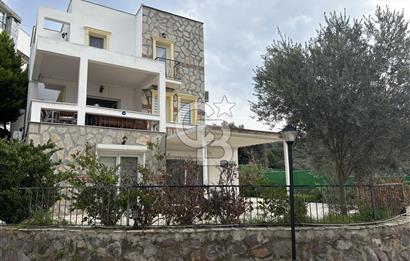 Gündoğan Küçükbük Site İçi Bahçeli 5+2 Satılık Müstakil Villa