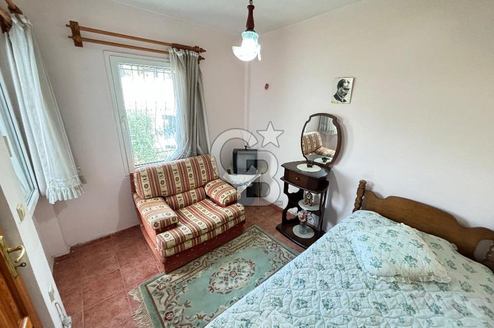 Bodrum Umurca Kale ve Deniz Manzaralı Satılık 5+2 Villa