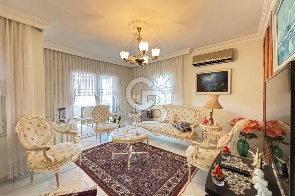 Bodrum Umurca Kale ve Deniz Manzaralı Satılık 5+2 Villa