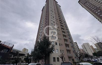 Kozyatağı Baytur Sitesinde 3+1 10. Katta 110 m² Satılık Daire