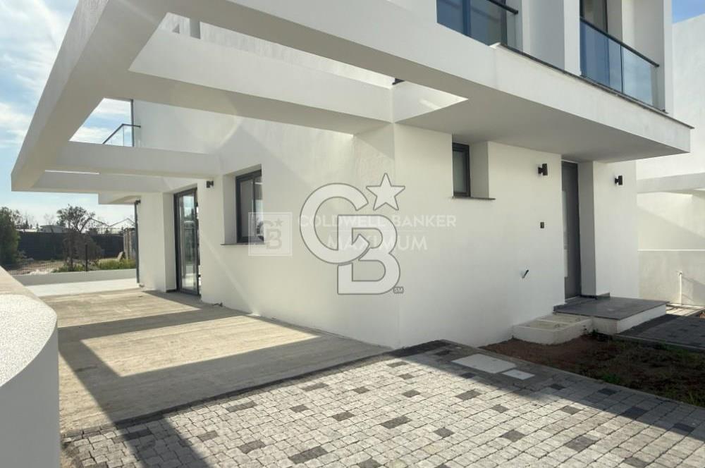 Lefkoşa Gönyeli Bölgesinde Türk Koçanlı Modern Tasarım 3+1 Satılık Villa