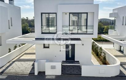 Lefkoşa Gönyeli Bölgesinde Türk Koçanlı Modern Tasarım 3+1 Satılık Villa