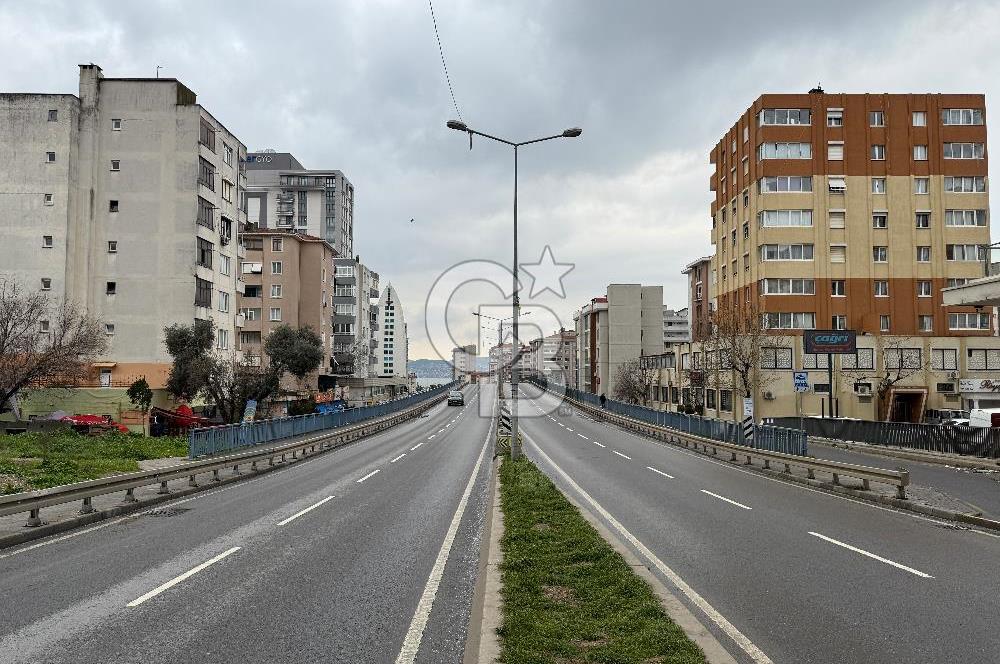 Kartal Atalar Mahalllesi Referans Kartal da Satılık Dükkan