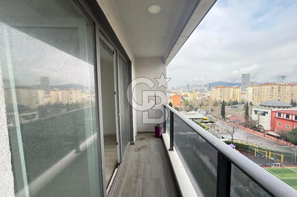 Kartal Karlıktepe de Royal Garden Sitesi nde Satılık 2 + 1 Daire