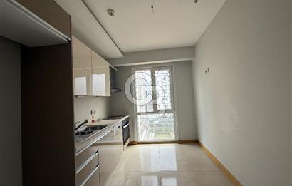 Kartal Karlıktepe de Royal Garden Sitesi nde Satılık 2 + 1 Daire