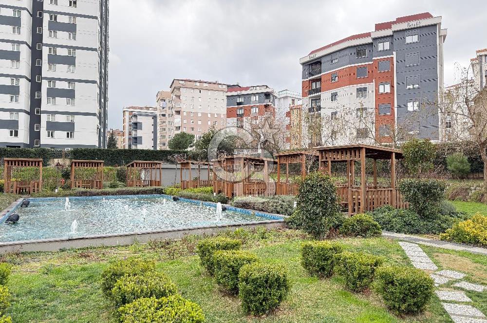 Kartal Karlıktepe de Royal Garden Sitesi nde Satılık 2 + 1 Daire