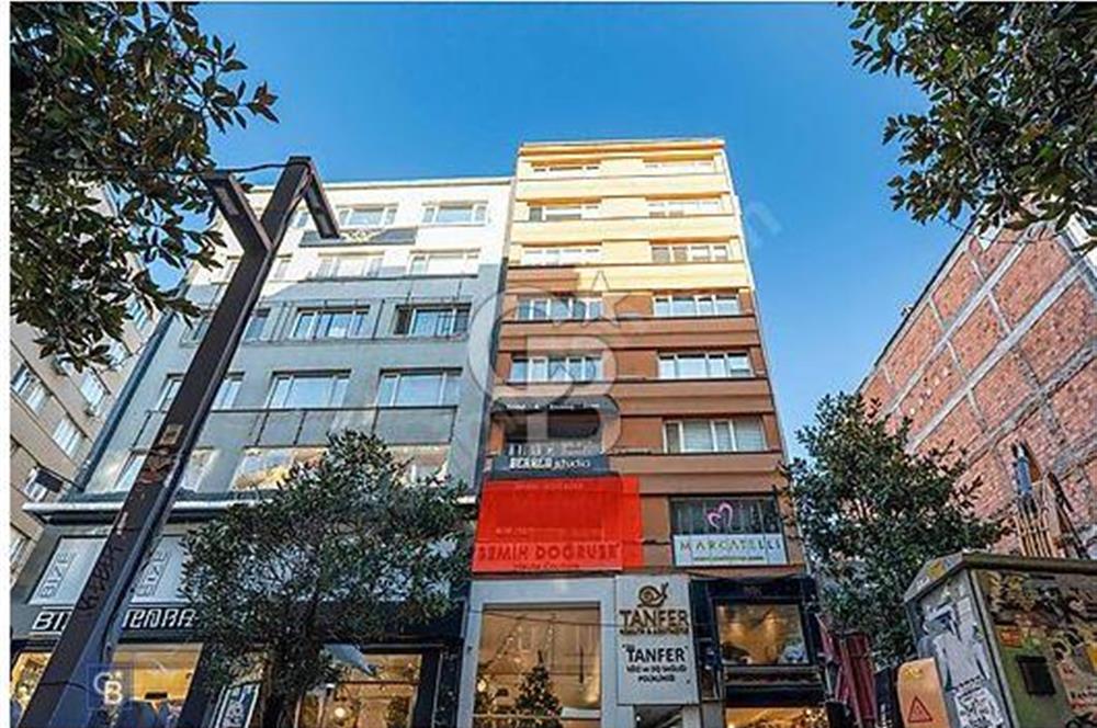 NİŞANTAŞI RUMELİ CAD 1.KAT TABELA DEĞERİ 145 M2 OFİS SHOWROOM