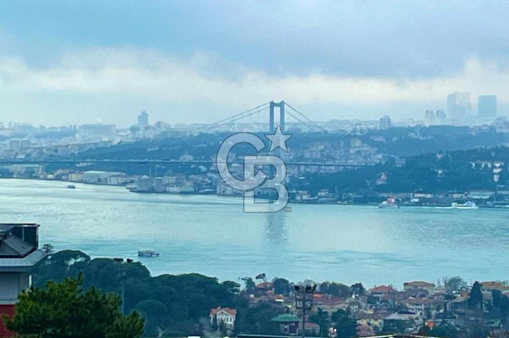 Çengelköy'de boğaz manzaralı, balkonlu 4+1 165 m2 lüks daire