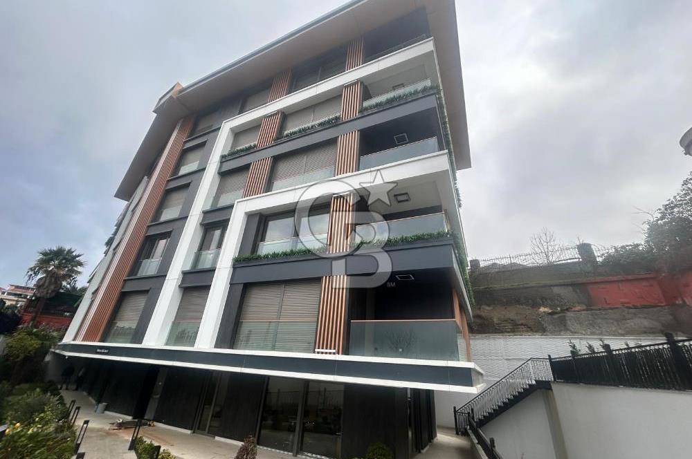 Çengelköy'de boğaza nazır 165 m2 balkonlu lüks daire