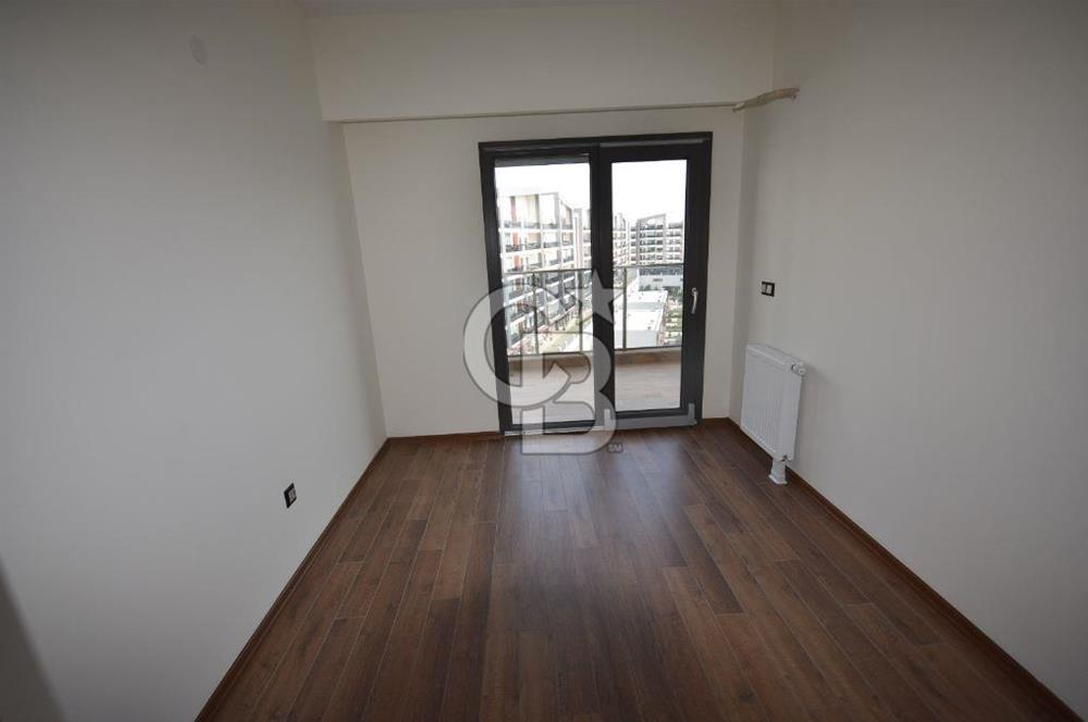 Park Yaşam Ataşehir' de Kiralık 2+1 Havuz Gören Daire