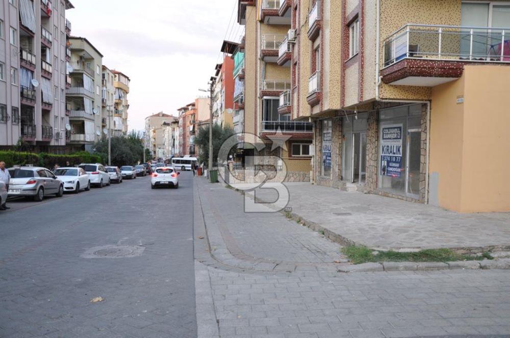 Karaman Salı Pazarı Yakını Geniş Kiralık Dükkan