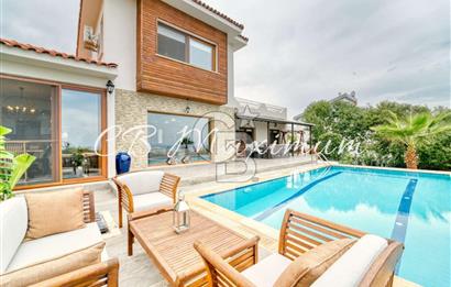 KKTC Girne Bellapais'de 3+1 Deniz Manzaralı Havuzlu Satılık Villa