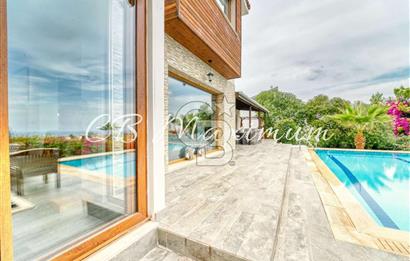 KKTC Girne Bellapais'de 3+1 Deniz Manzaralı Havuzlu Satılık Villa
